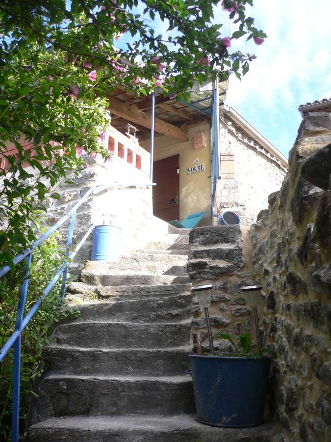 Maison De Village Ardechoise A Les Vans Luaran gambar
